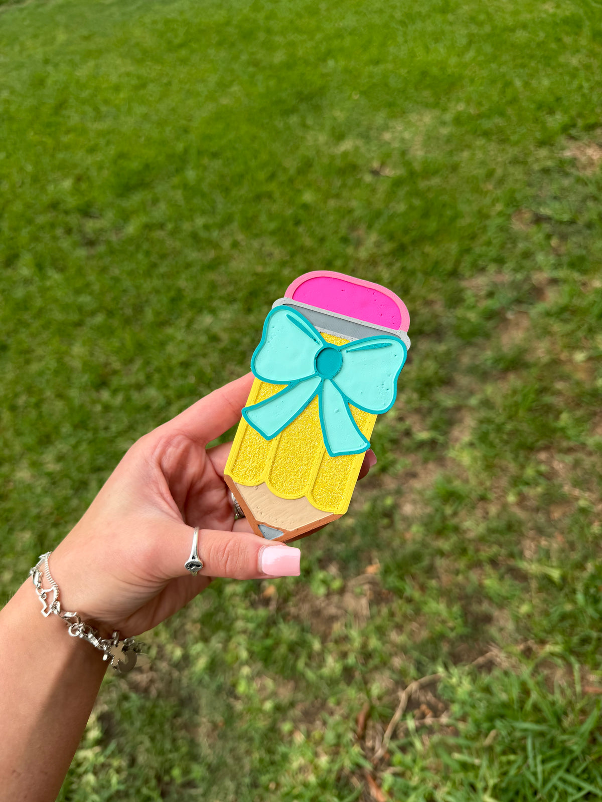 WHOLESALE - Pencil with a Bow Freshie