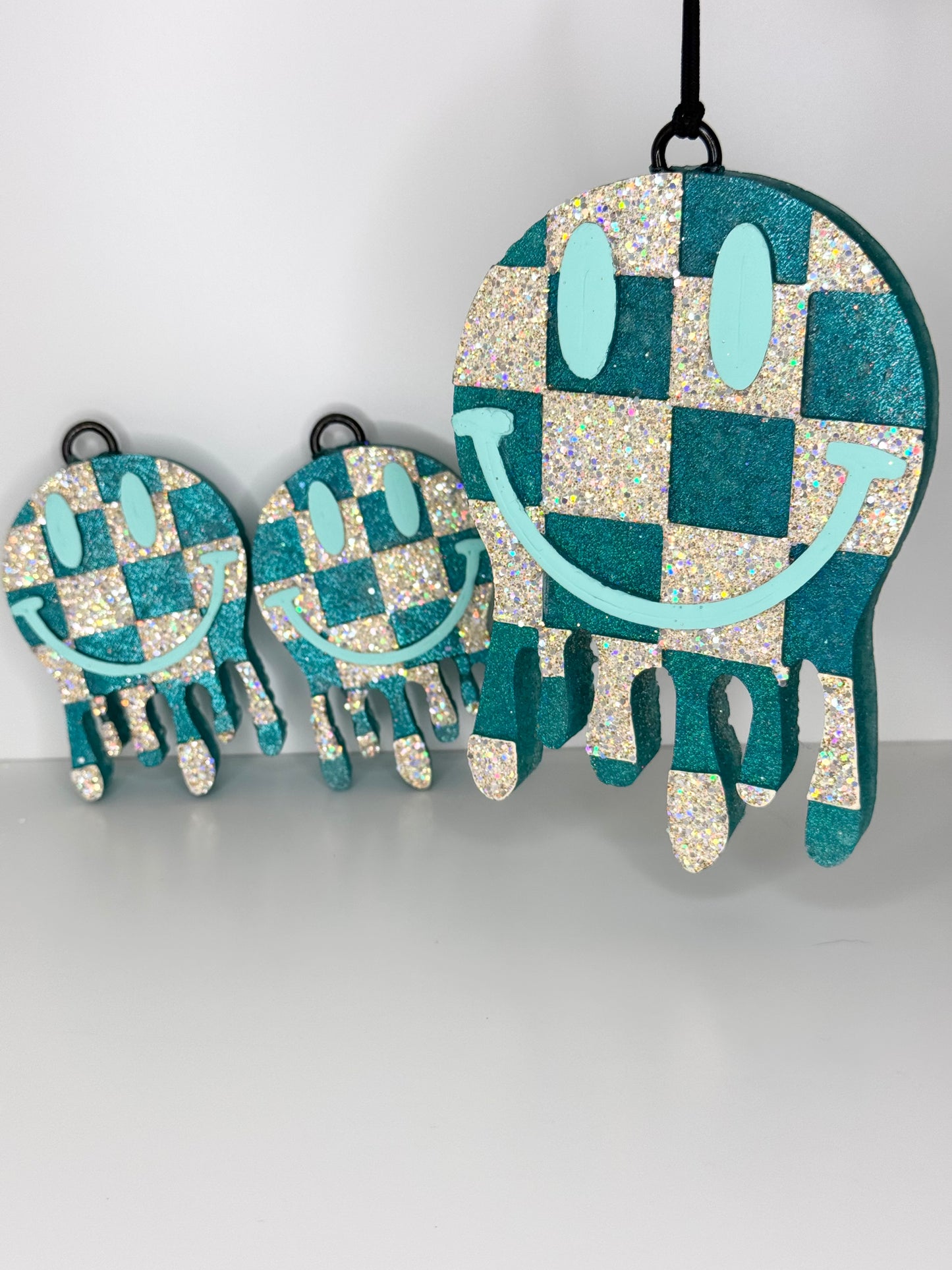 WHOLESALE - Drip Checkered Print Smiley Face Freshie