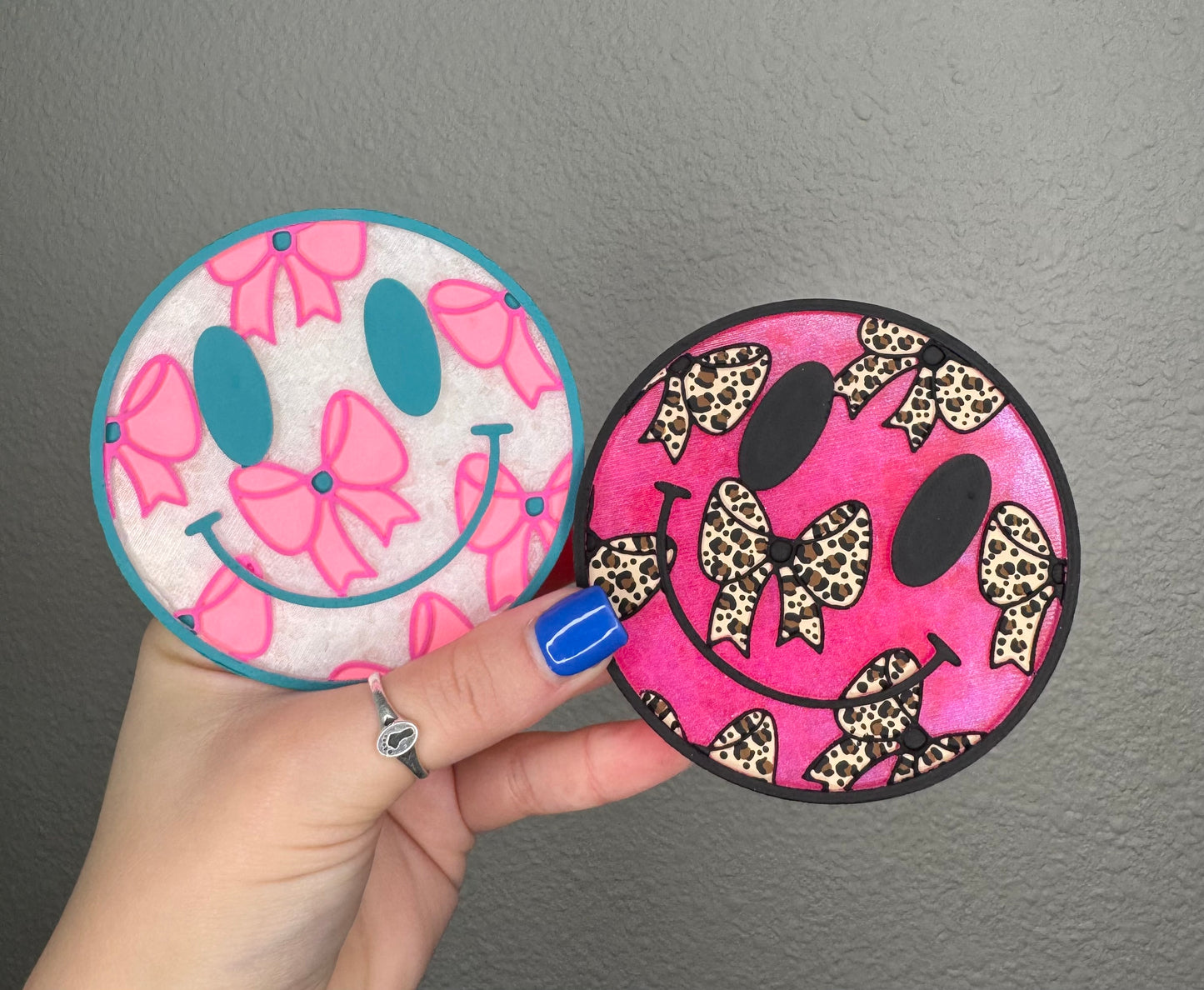 WHOLESALE - Smiley Bow Face Freshie